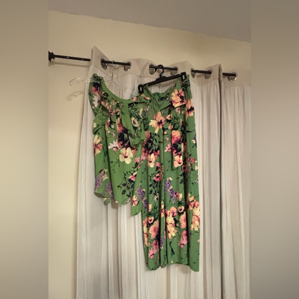 Avenue Green Floral Blouse